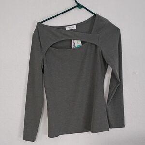 Gilli Gray Long Sleeve Women's Top